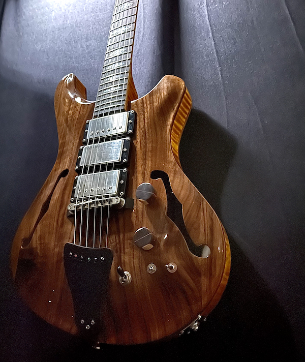 Walnut Hollowbody